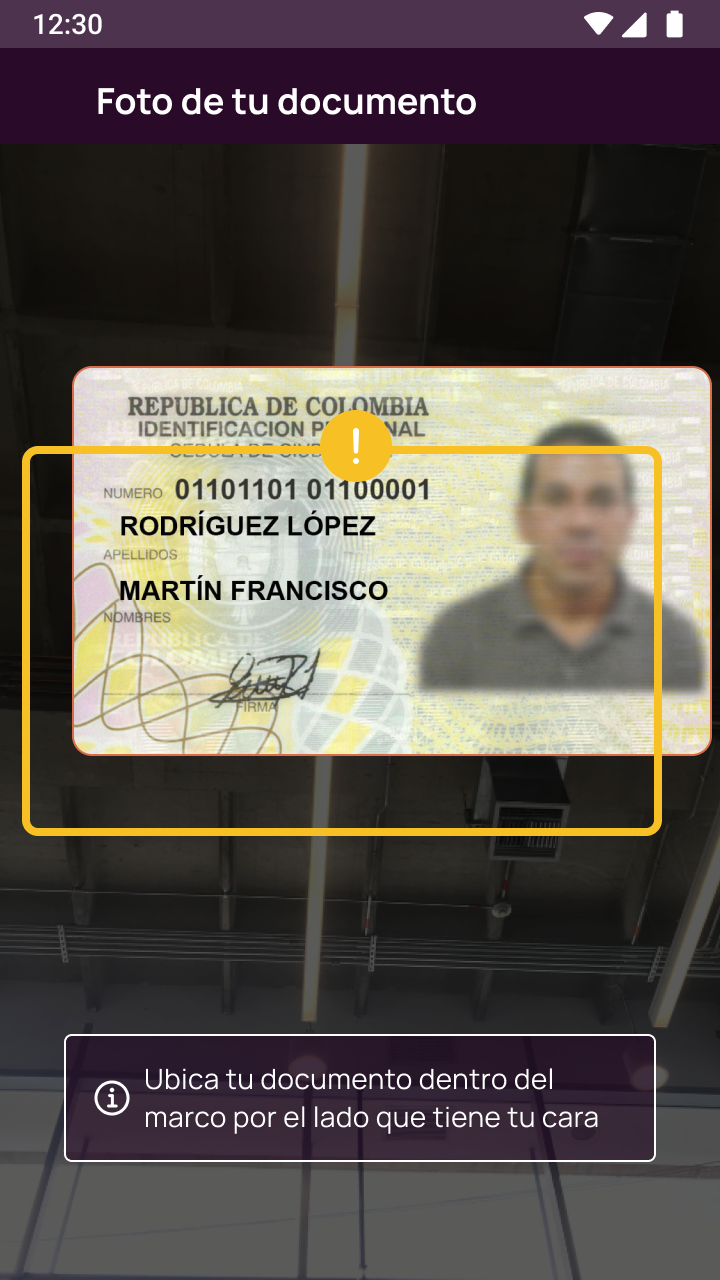 Coloca tu documento en el recuadro amarillo en la app Nequi
